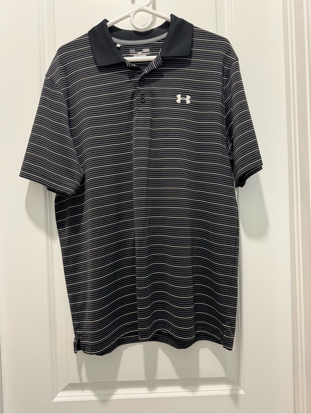 Under Armour Men's Black Striped Polo Golf  Shirt